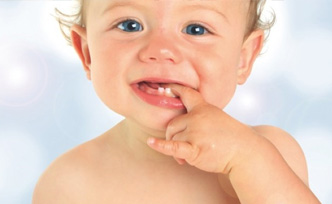 Comment savoir si bébé fait ses dents